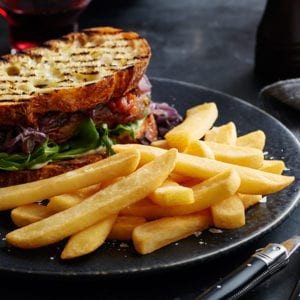 McCain® Steak Fries 2.27kg | 3/8" x 3/4" XL Halal Frozen