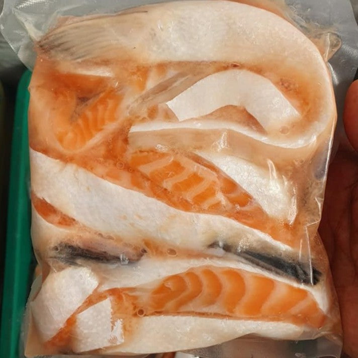 Premium Norway Salmon Belly Frozen 500g± (Trout Belly Cut) Halal