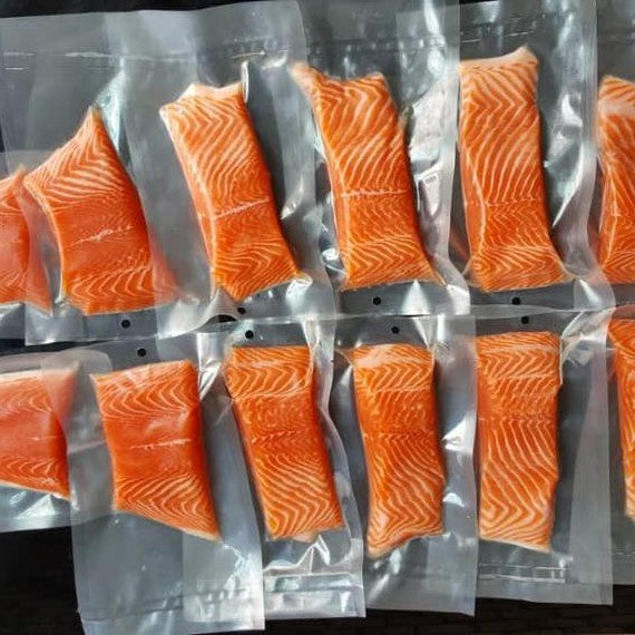 (Sashimi Grade) 250g± Premium Boneless Air-Flown Fresh Norway Trout | Norwegian Salmon Fillet